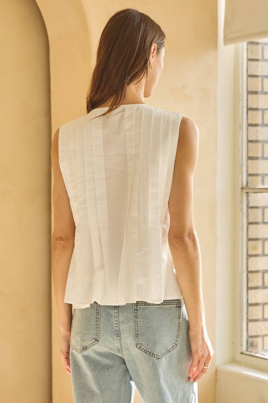 Poplin Pleated Sleeveless Top